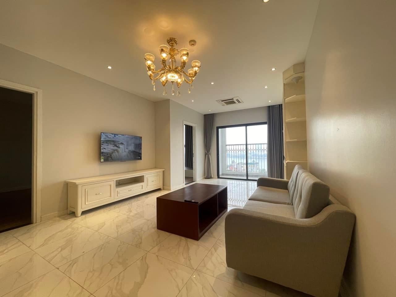 Cho thuê căn hộ 2 ngủ tòa E1 Eldorado1, full nội thất 87m2, view Hồ Tây