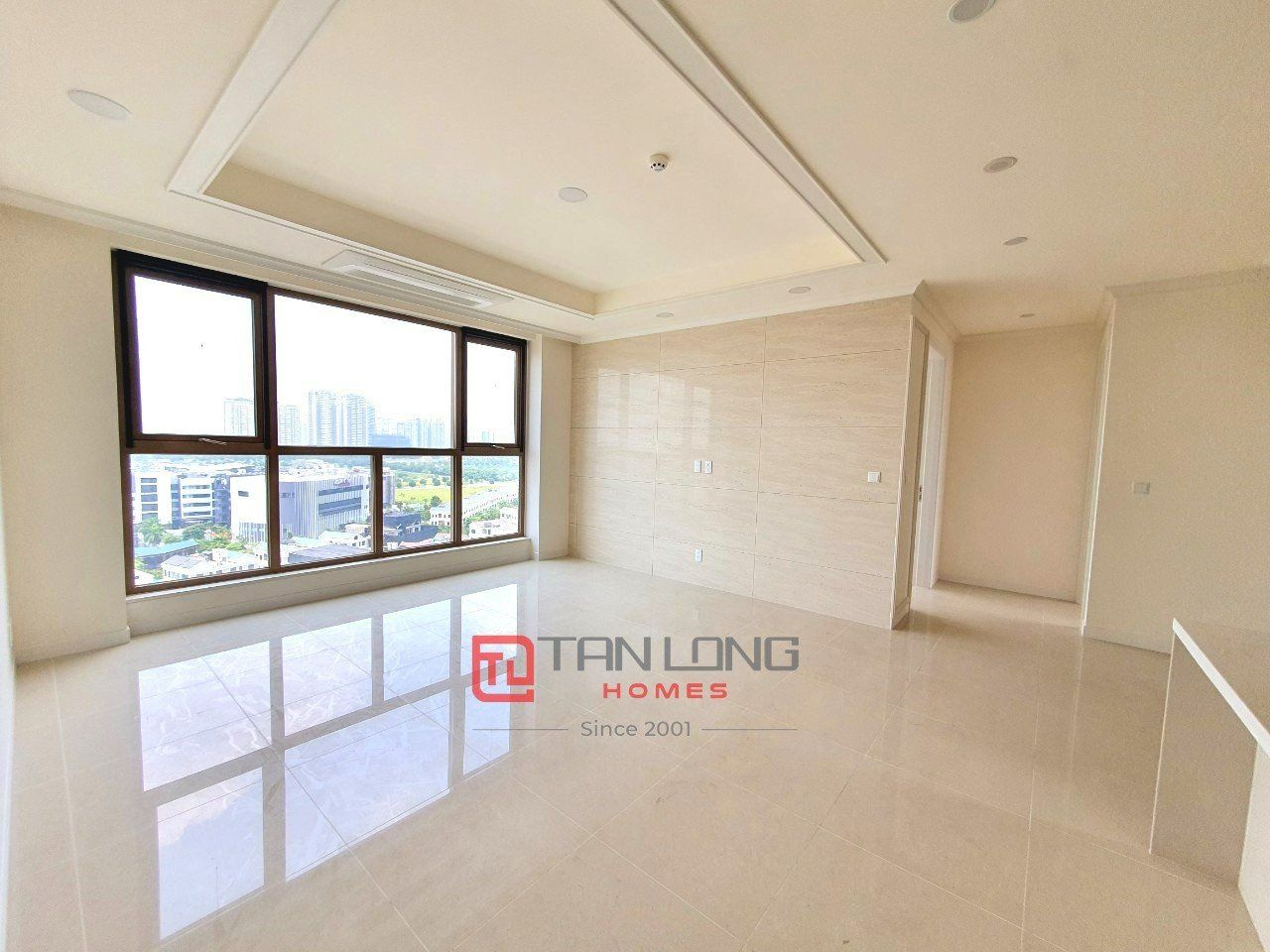 Cho thuê căn hộ 3PN/112m2 mới nguyên bản tại 902 Starlake