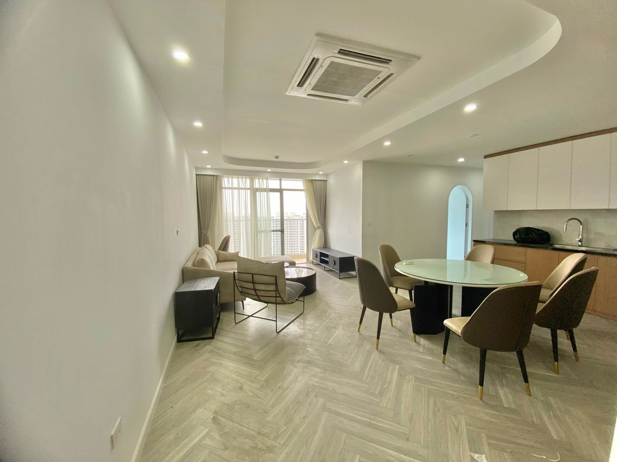 Bán căn hộ tầng cao toà B tại IA20, diện tích 95m2, thiết krrs 2PN, view Sông Hồng.