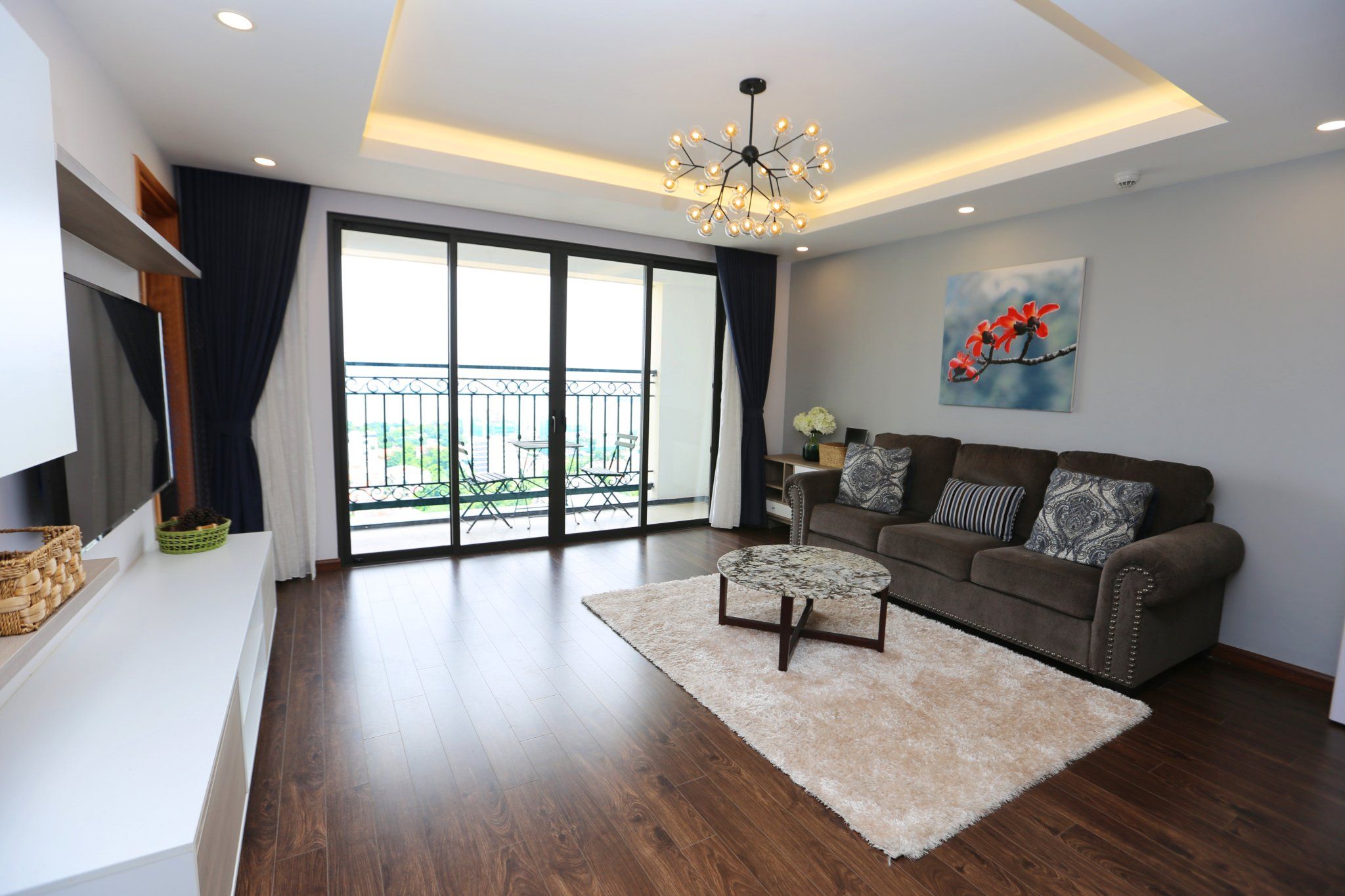 Cho thuê căn hộ 2PN 88m2 view trực diện Hồ Tây toà B chung cư D'Le Roi Soleil Tân Hoàng Minh