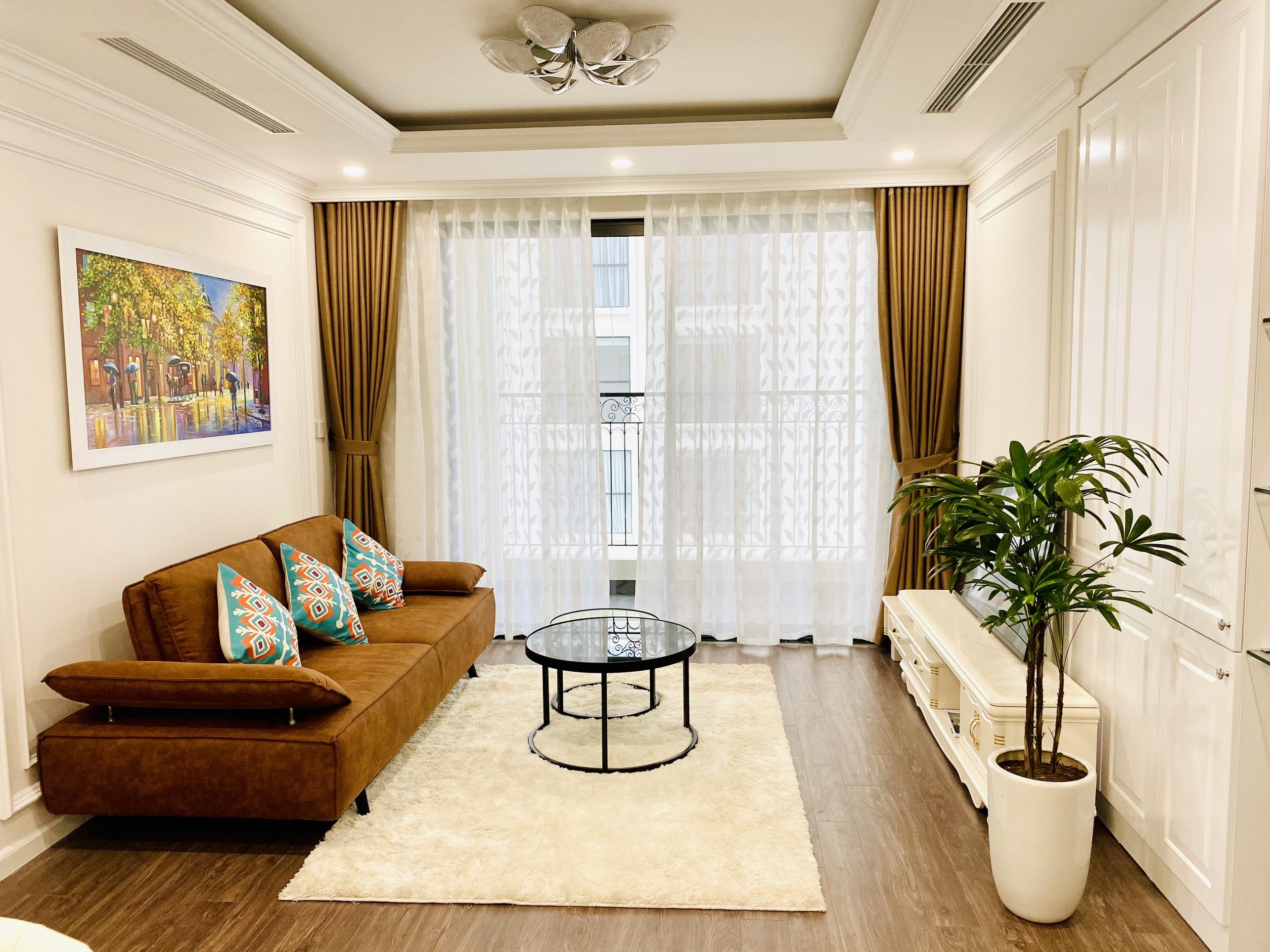 Cần cho thuê căn góc chung cư 3 phòng ngủ toà W2 tại Vinhomes West Point Phạm Hùng