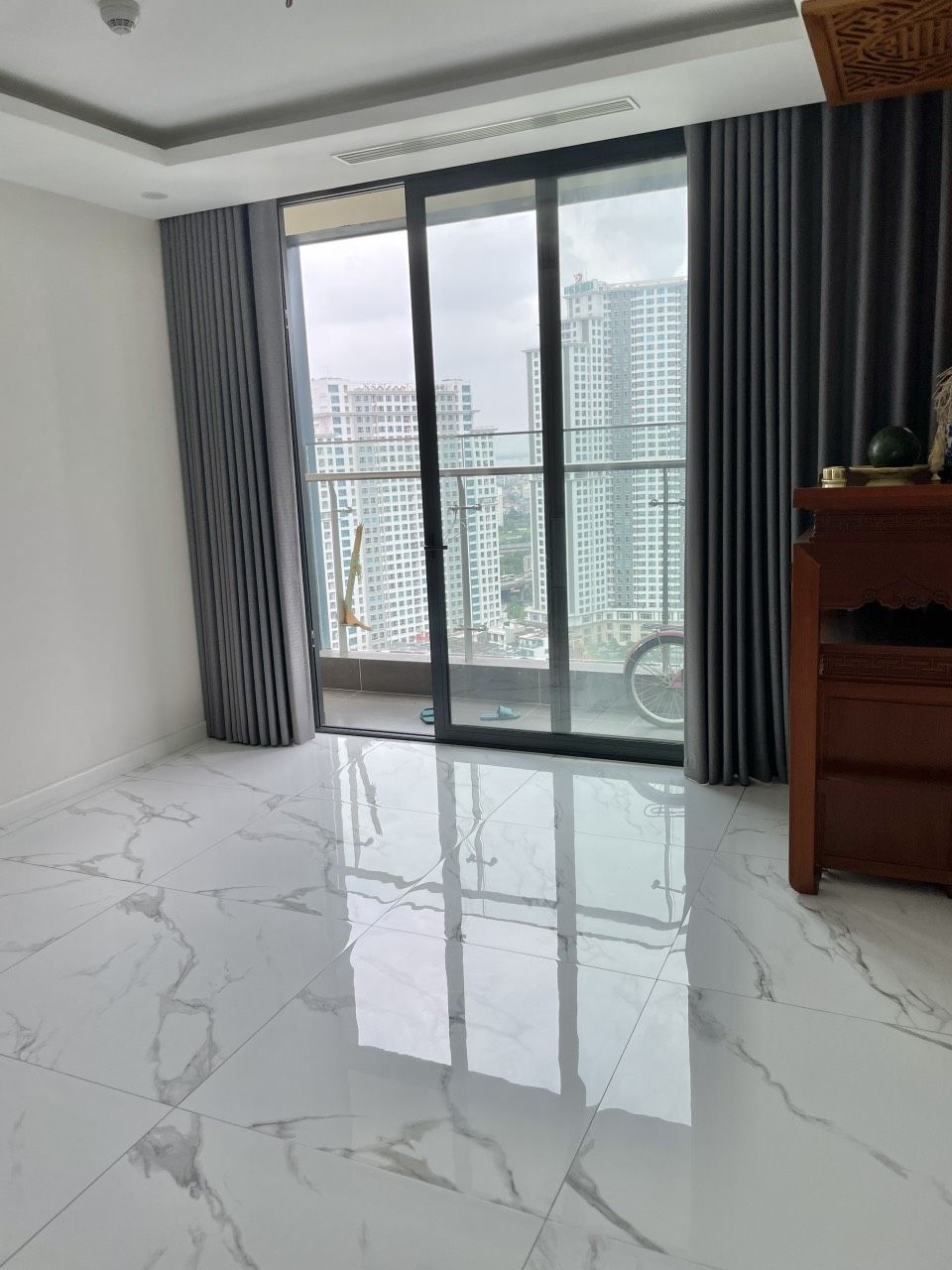 Bán căn hộ chung cư sunshine City Bắc Từ Liêm căn góc hướng Đông Nam tòa S6