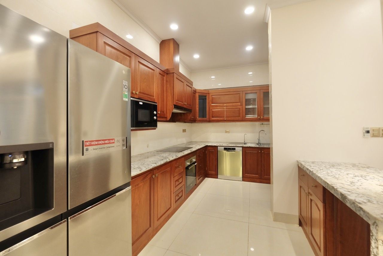 Cần cho thuê căn nhà liền kề khu P Ciputra đủ đồ giá tốt