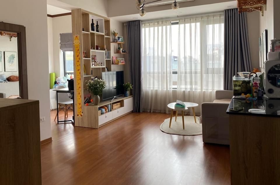 Bán căn hộ Vườn Đào,3 ngủ, 98m2,nhà mới sửa, nội thất đầy đủ, có sổ