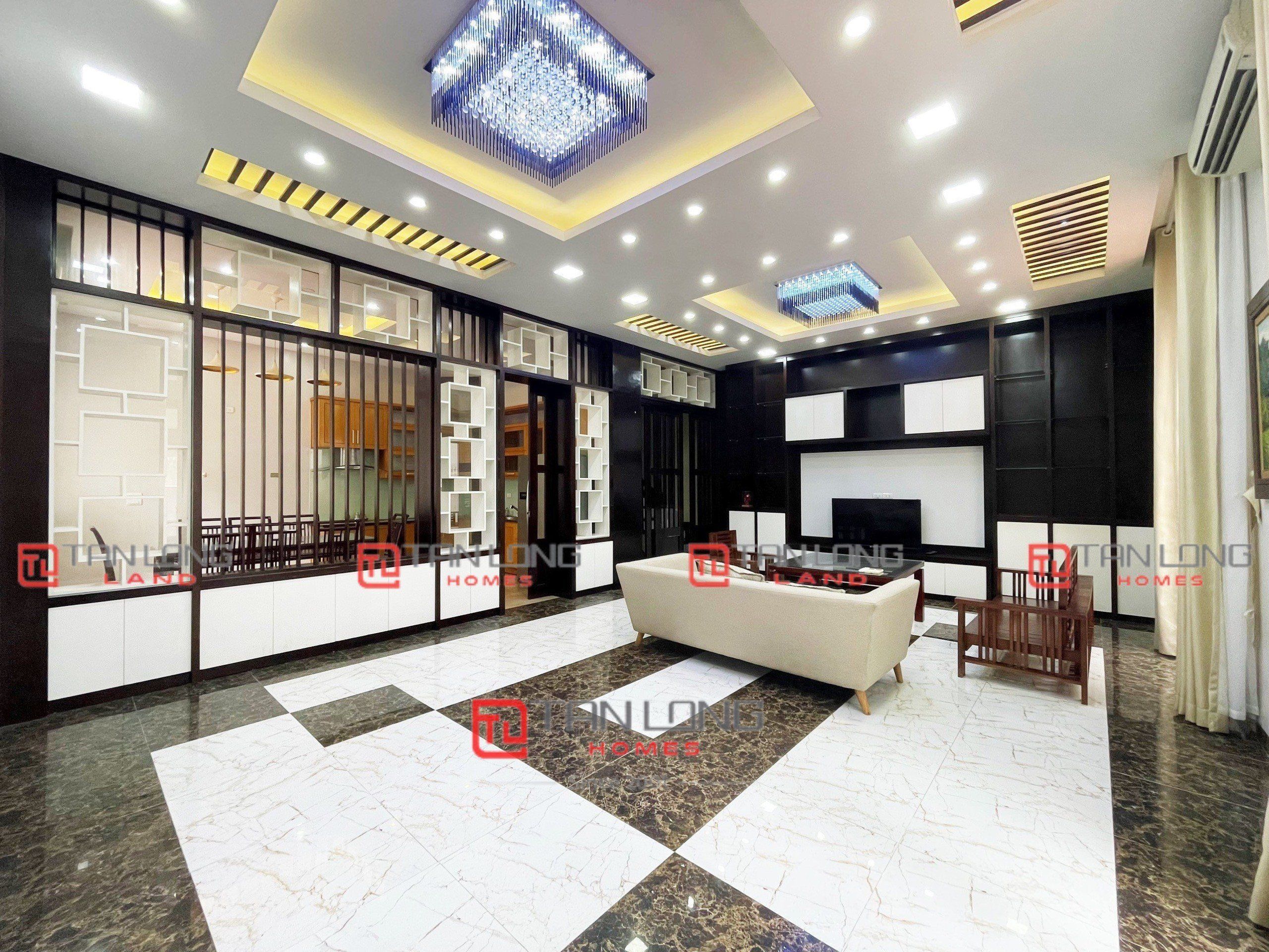 Bán biệt thự hướng Tây Nam khu Vườn Cam: 5PN/262m2 hoàn thiện mặt ngoài, giá tốt