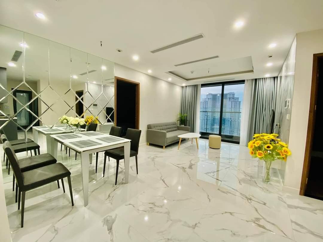 Cho thuê căn hộ chung cư Sunshine City 3PN đồ đẹp hướng ĐN
