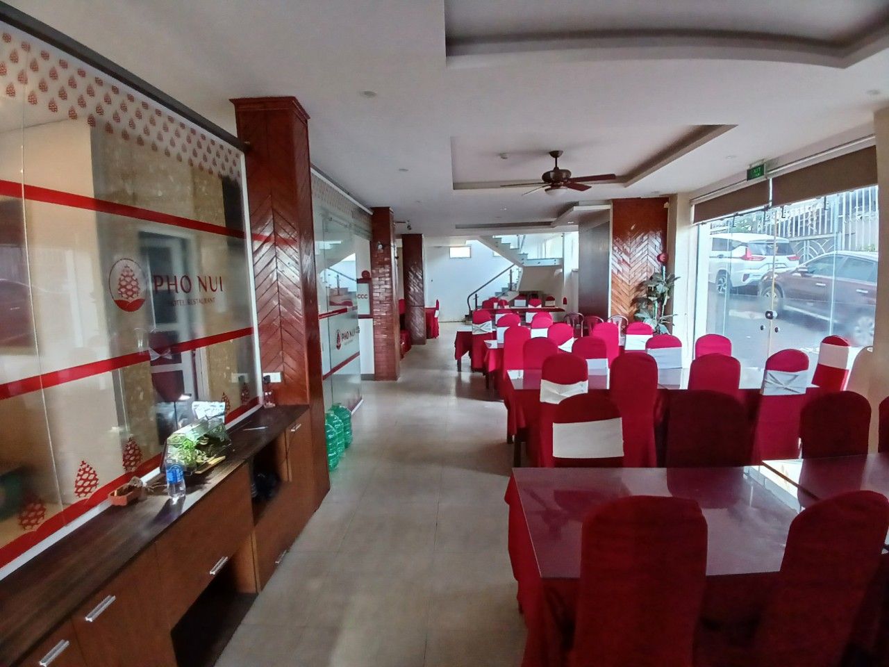 Hot, Giá rẻ, Khách sạn 2* Đường Nguyễn Chí Thanh TP Đà Lạt, View Hồ Xuân Hương, DT hơn 600m, Sổ đỏ