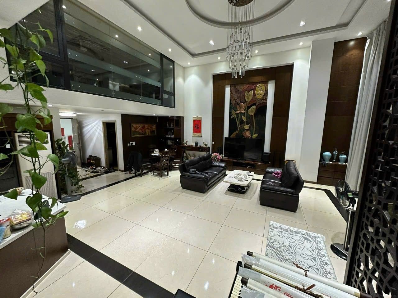 Bán chung cư Dịch vọng cầu giấy, căn Duplex 163m sổ đổ, sở huữ 300m nhà ở, thiết kế hiện đại.