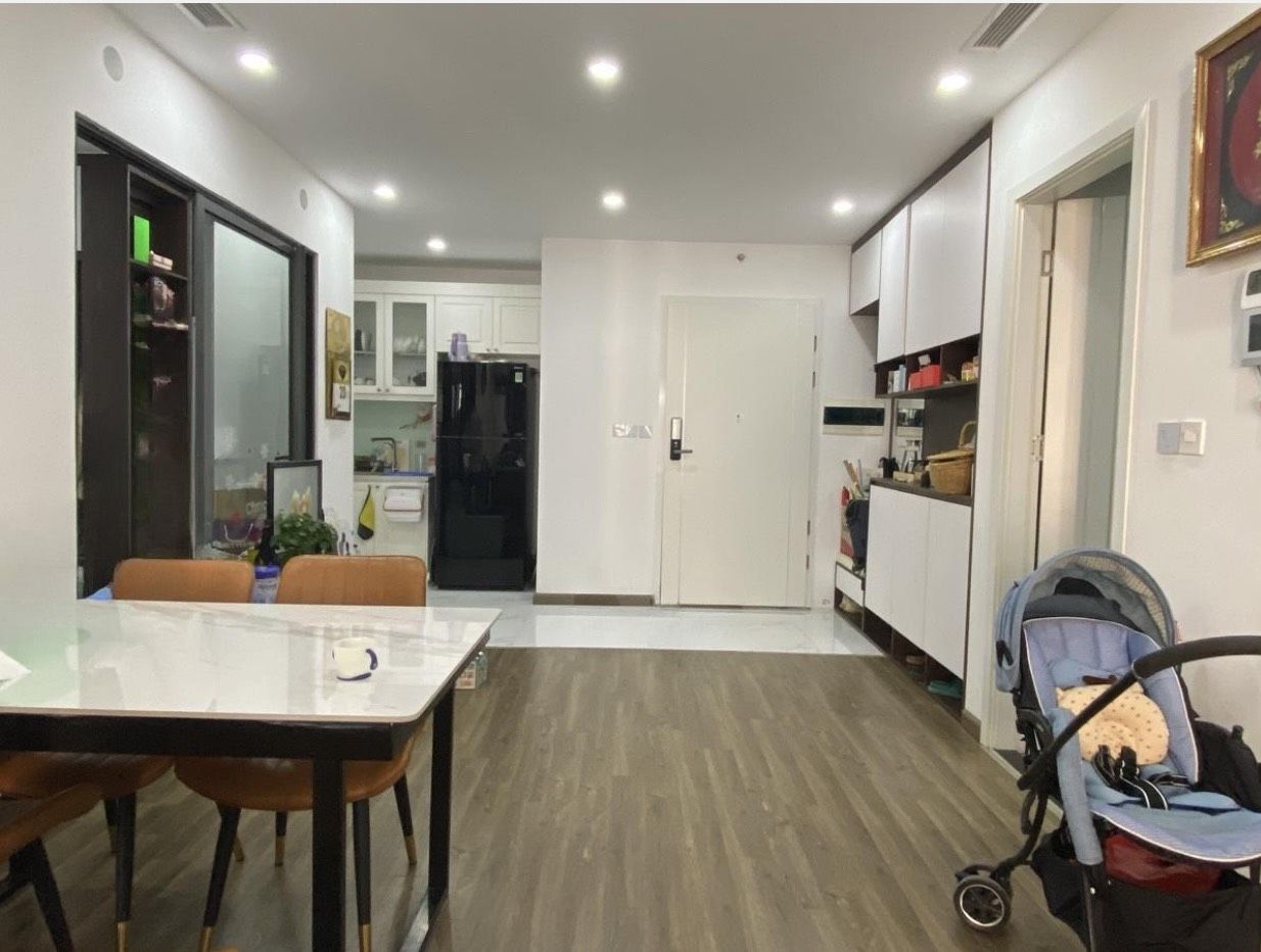 Bán căn hộ 3 ngủ 97m2 Sunshine Riverside Tây Hồ, hướng Đông view nội khu