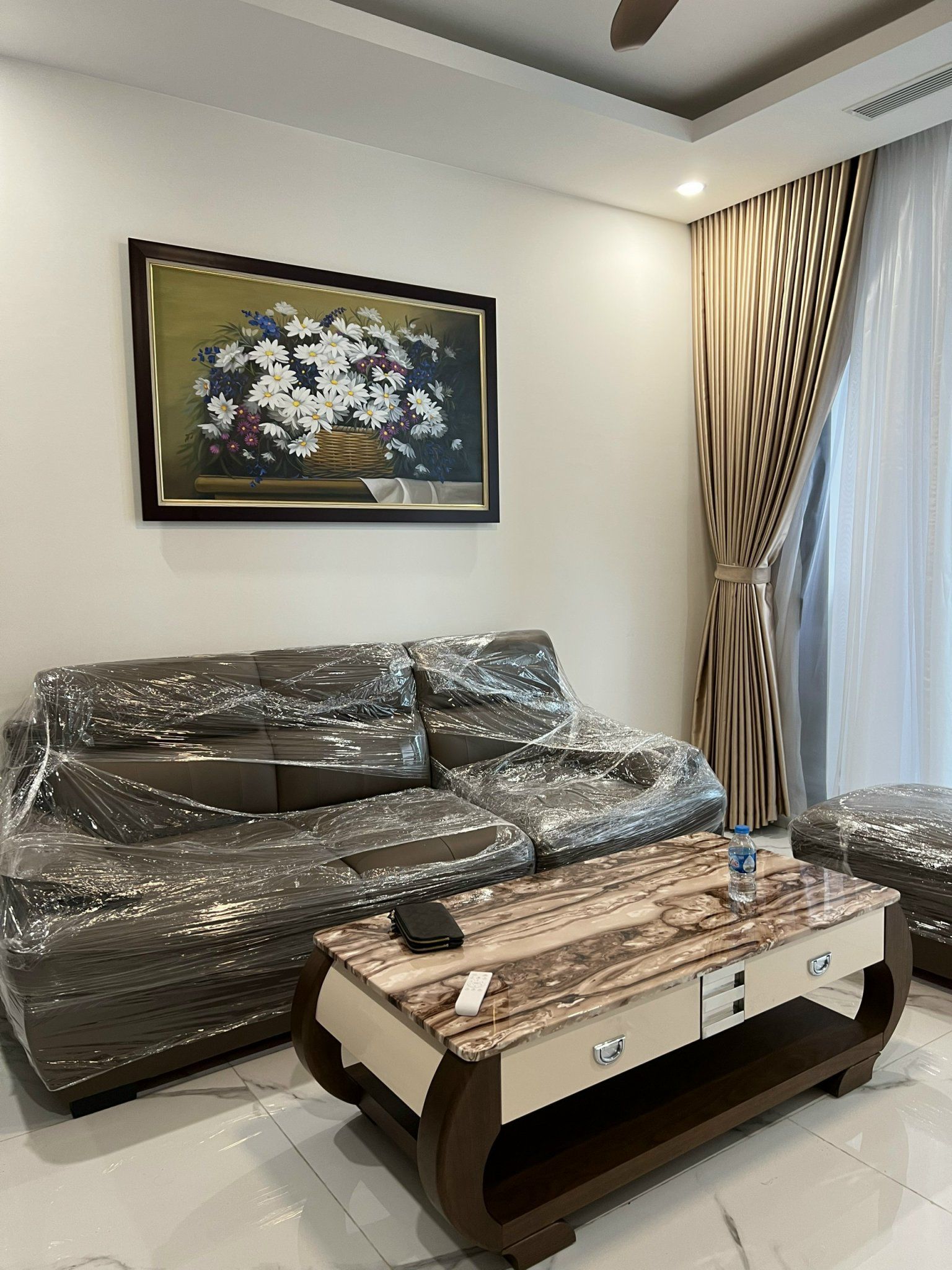Cho thuê căn hộ chung cư Sunshine City toà S4 ban công rộng