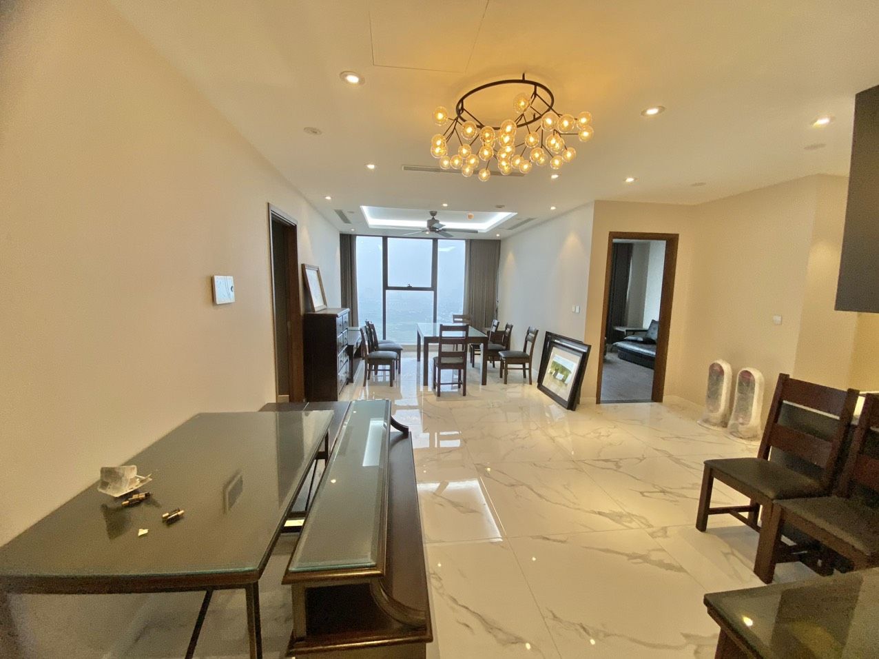 Cho thuê căn hộ 04 tầng cao chung cư Sunshine City Hà Nội