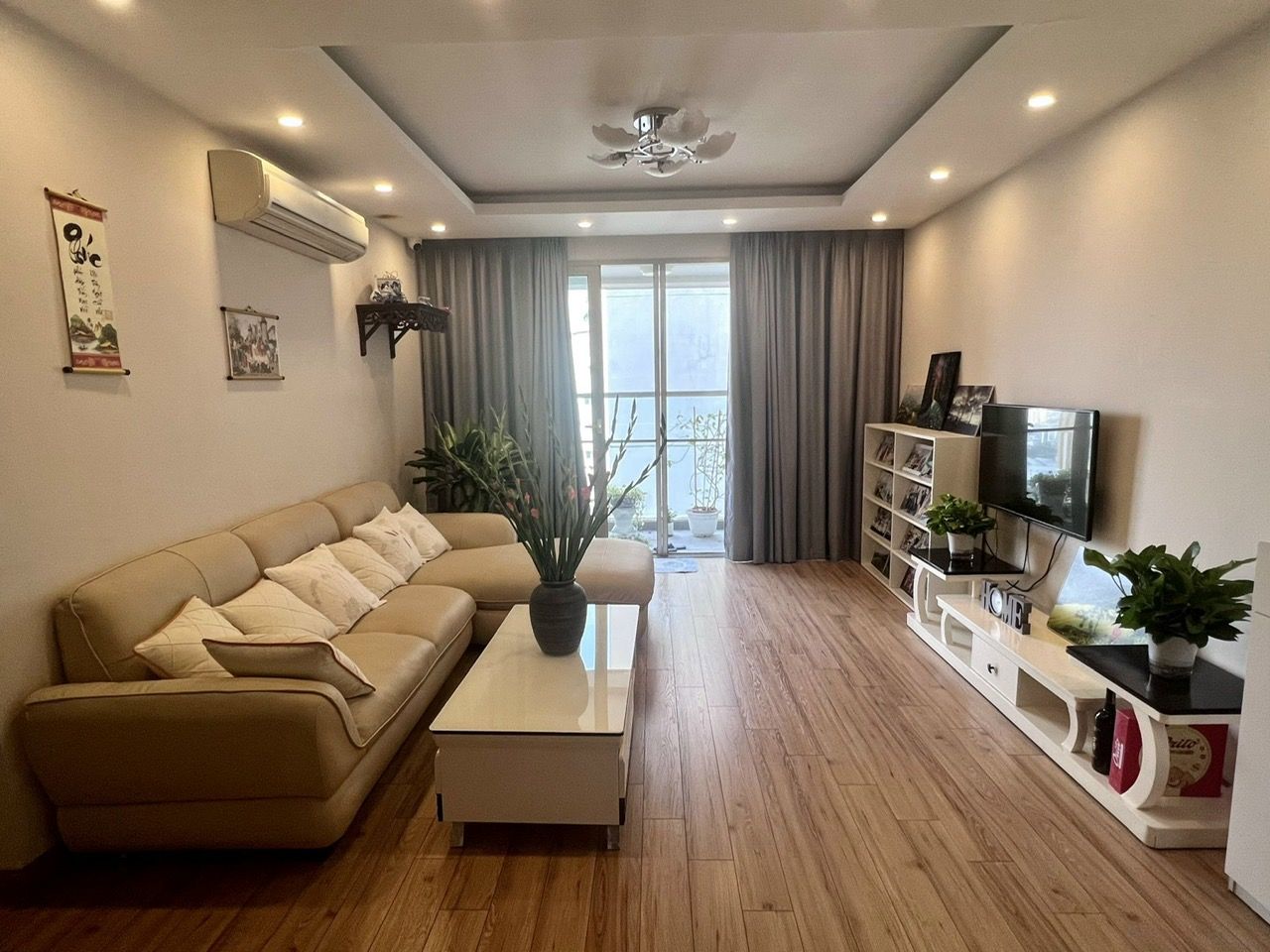 Bán căn hộ 2 phòng ngủ tòa B Mandarin hướng Đông Bắc - DT: 114m2 - Tầng cao