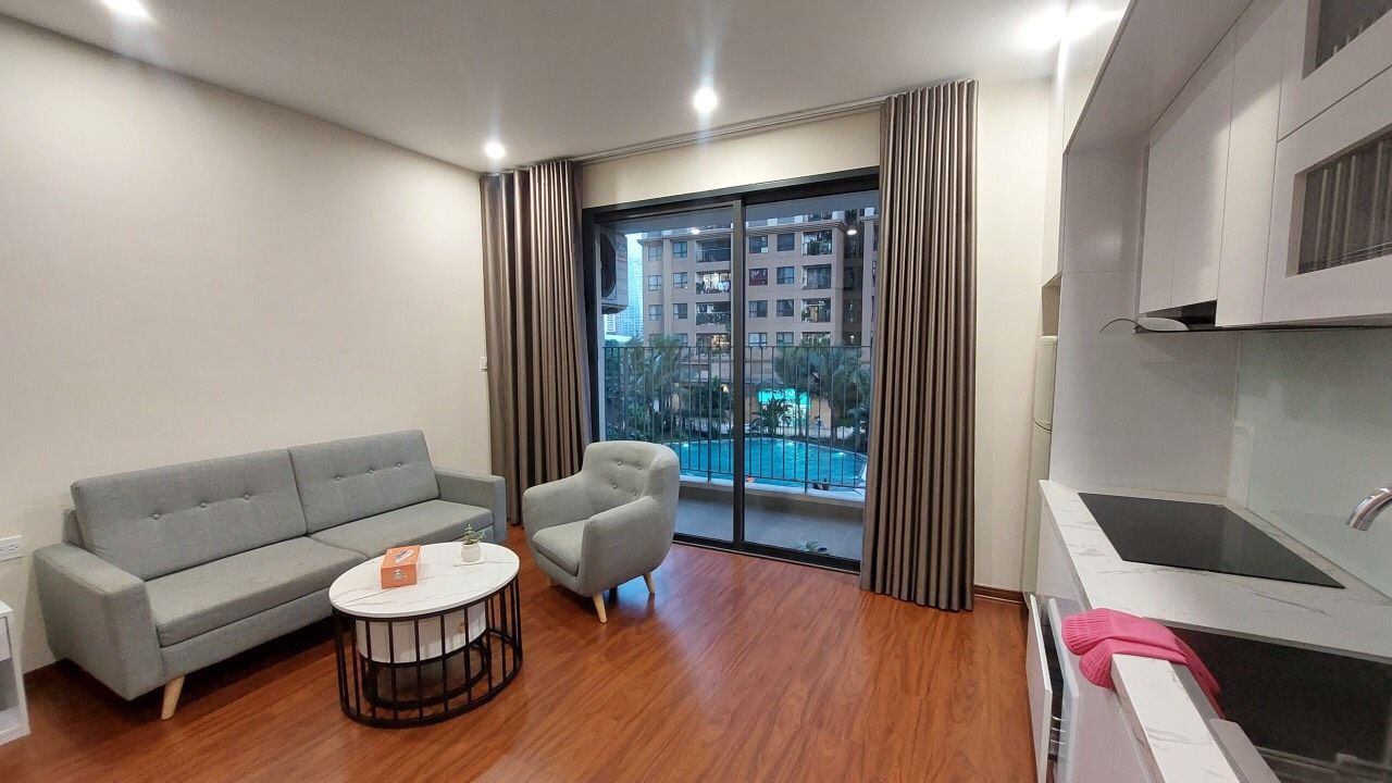 Cho thuê căn Studio Vinhomes D'Capitale tòa C2 - DT: 39m2 - Full nội thất - Có slot ô tô