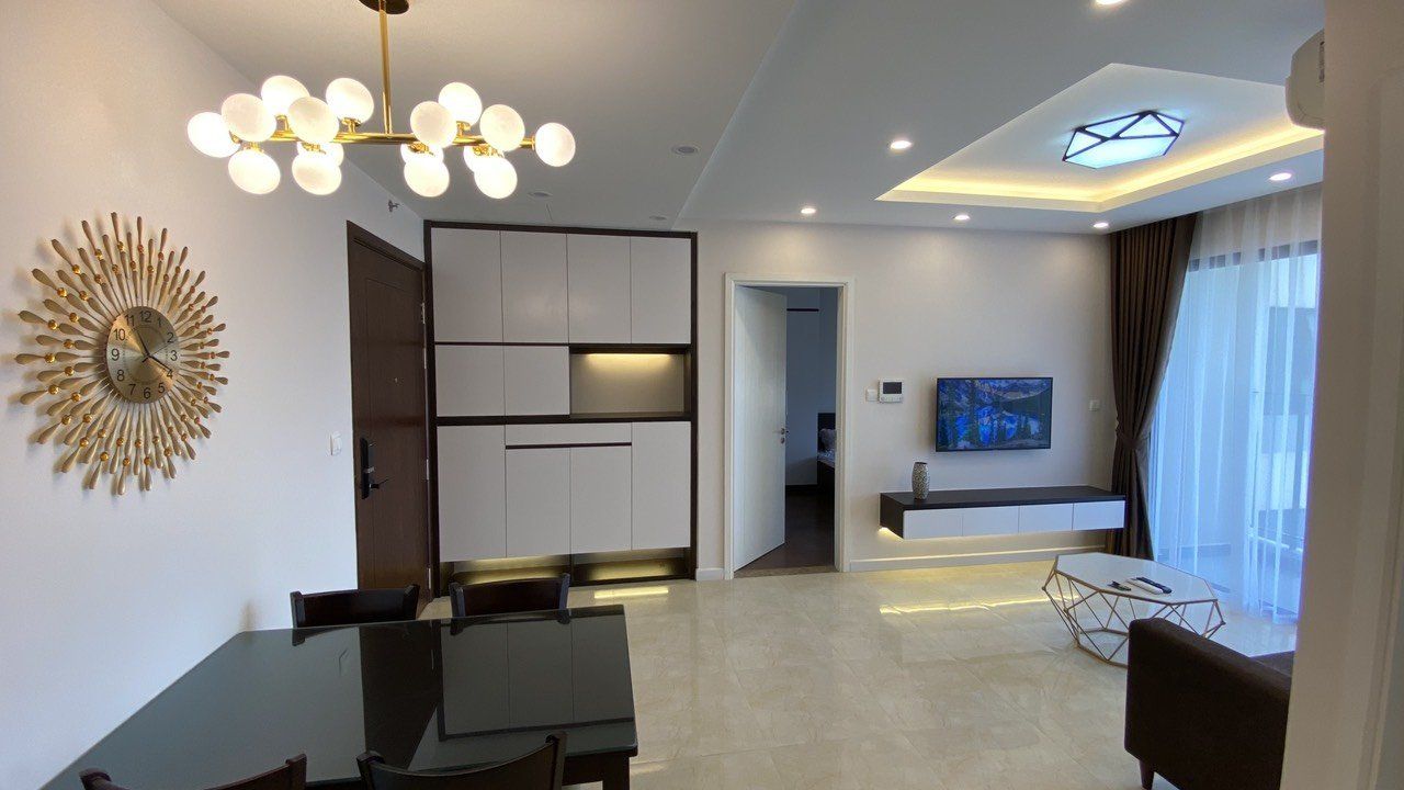 Bán căn hộ 2 phòng ngủ tòa C3 Vinhomes D'Capitale diện tích 72.22m2 đầy đủ nội thất