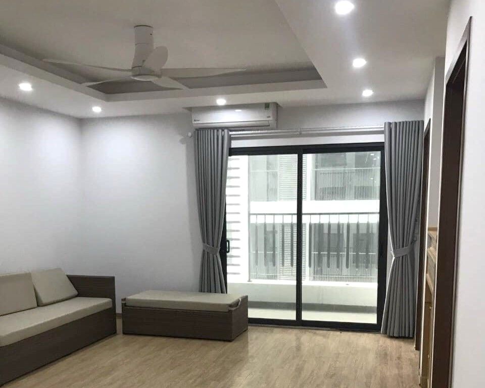 Cho thuê căn hộ 3 ngủ chung cư Ngoại Giao Đoàn: 110m2, đồ cơ bản, hướng Nam mát mẻ tòa N03T7