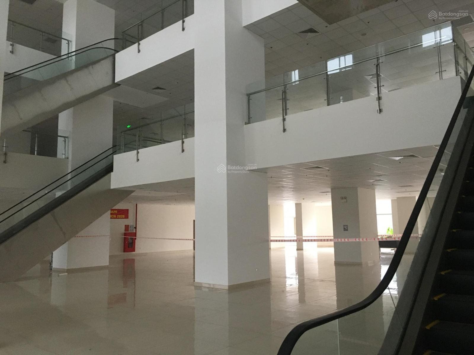 Bán shophouse chân khối đế IA20 Ciputra, toà A1 hướng Đông Bắc, diện tích 74m2, view hướng ra sông