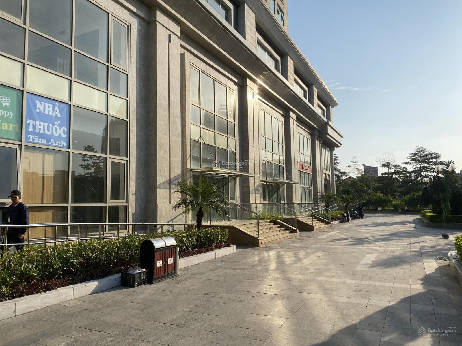 Cho thuê gấp shophouse chân khối đế IA20 Ciputra, toà B hướng Đông Nam, diện tích 89m2