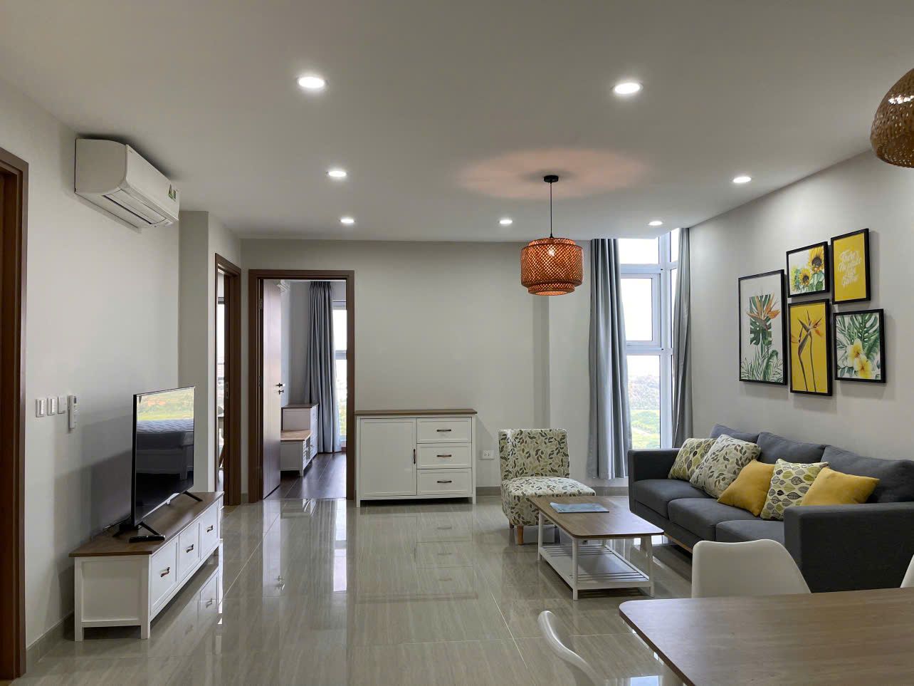 Chính chủ cho thuê căn hộ 2 ngủ 85m2 nội thất cơ bản Imperia Sky Bắc Giang