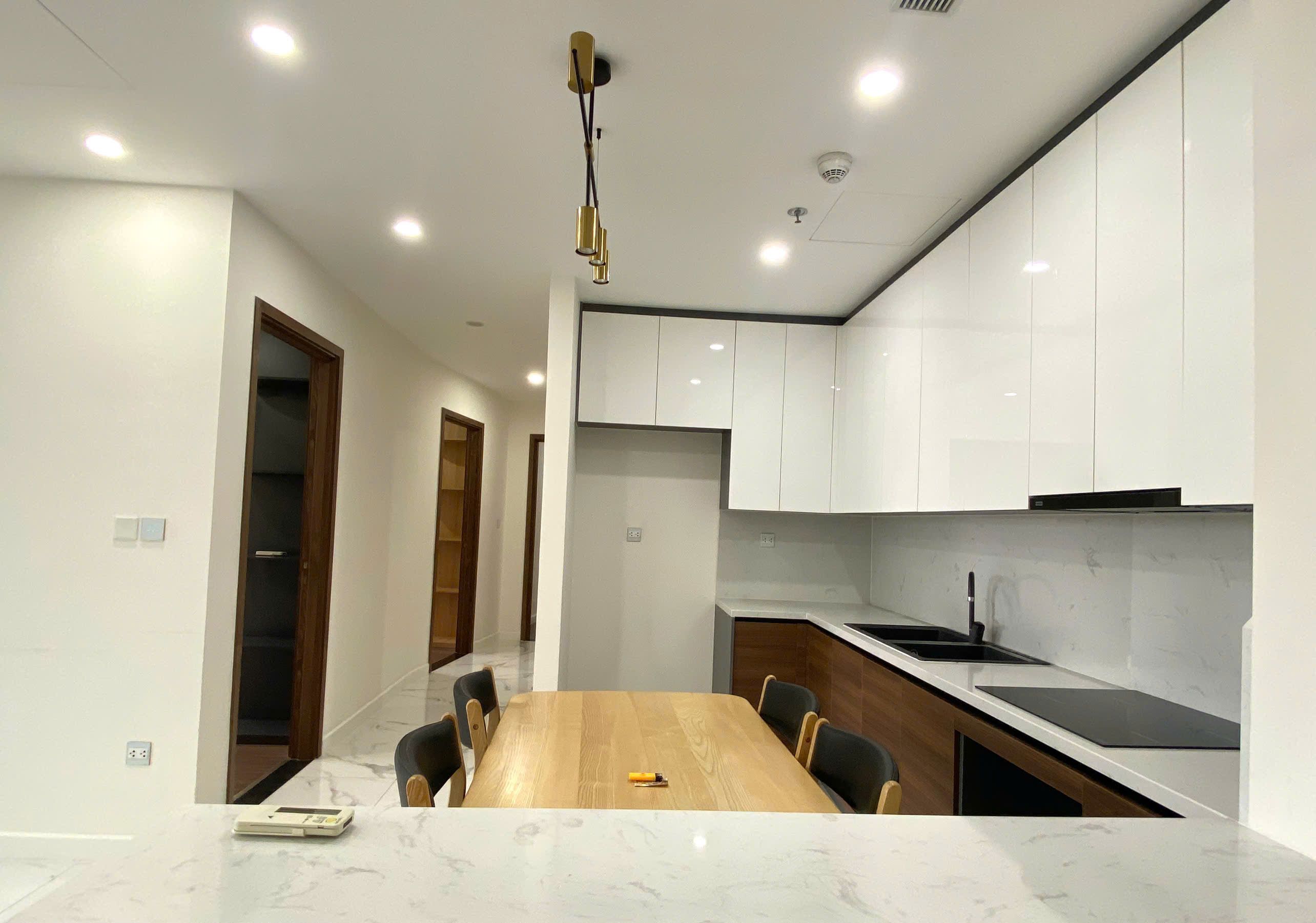 Bán căn hộ hướng Đông Nam toà S6 Sunshine City Ciputra                         