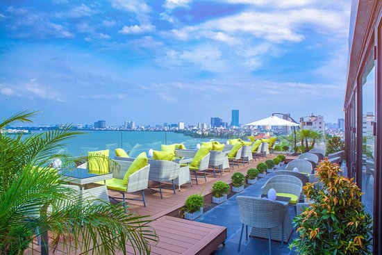 Parosand Sky Bar Restaurant