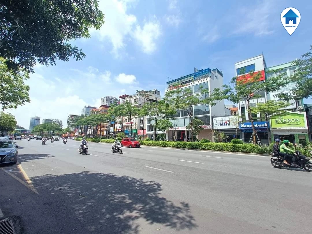 Lợi thế nhà mặt phố quận Đống Đa