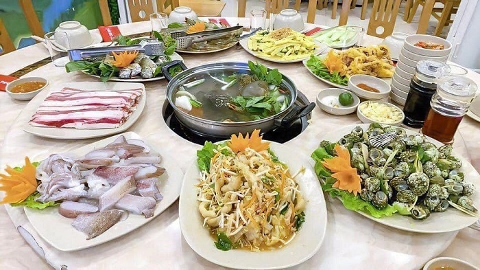 Khám phá thiên đường ẩm thực tại Vinhomes Golden Avenue Móng Cái 6
