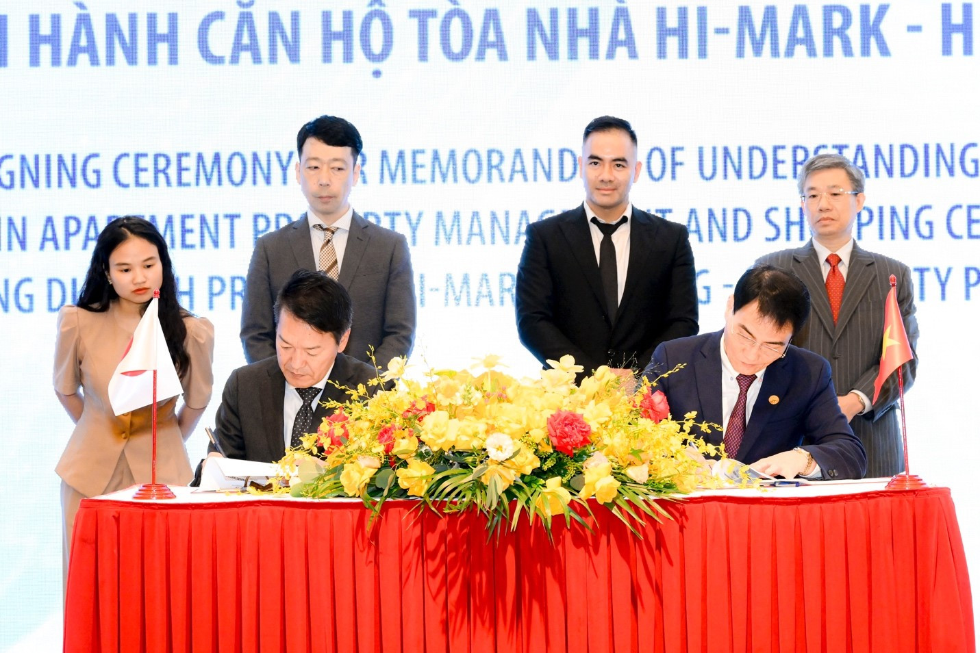 Phí quản lý vận hành tại Hinode Royal Park