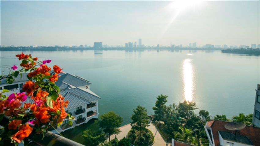 Mua bán nhà gần Hồ Tây