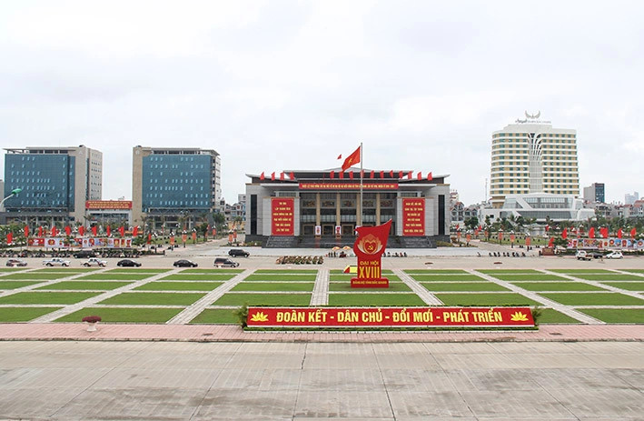 Quảng trường 3.2